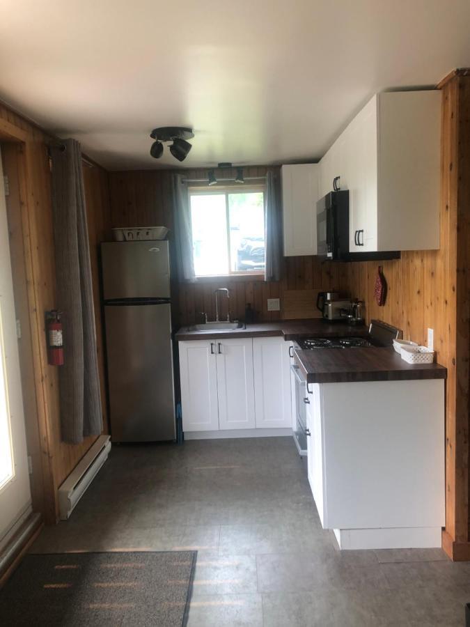 Chalets Les Chanterelles De Forillon L'Anse-au-Griffon Buitenkant foto